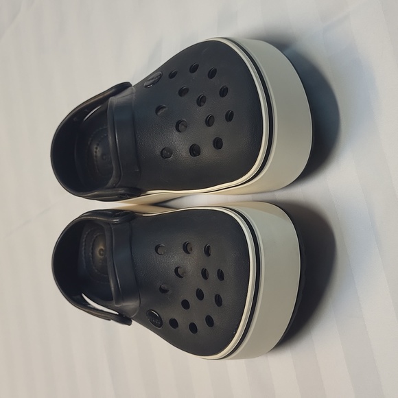 Platform Navy and White Crocs - Picture 9 of 12